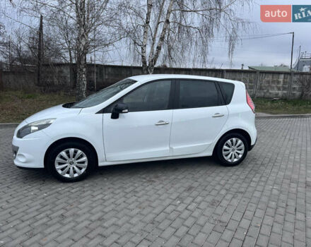Білий Рено Сценік, об'ємом двигуна 1.6 л та пробігом 165 тис. км за 8200 $, фото 4 на Automoto.ua