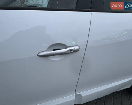 Білий Рено Сценік, об'ємом двигуна 1.6 л та пробігом 165 тис. км за 8200 $, фото 27 на Automoto.ua