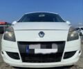 Білий Рено Сценік, об'ємом двигуна 0 л та пробігом 260 тис. км за 2600 $, фото 1 на Automoto.ua