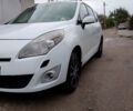 Белый Рено Сценик, объемом двигателя 1.46 л и пробегом 302 тыс. км за 7800 $, фото 2 на Automoto.ua
