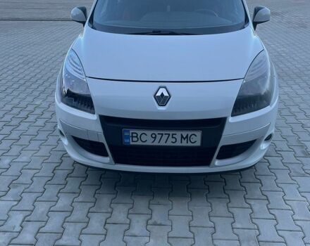Білий Рено Сценік, об'ємом двигуна 1.46 л та пробігом 210 тис. км за 6500 $, фото 2 на Automoto.ua