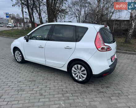 Білий Рено Сценік, об'ємом двигуна 1.6 л та пробігом 165 тис. км за 8200 $, фото 7 на Automoto.ua