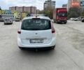 Белый Рено Сценик, объемом двигателя 1.46 л и пробегом 350 тыс. км за 6600 $, фото 15 на Automoto.ua