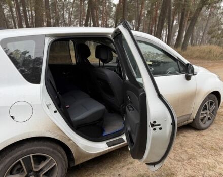 Белый Рено Сценик, объемом двигателя 1.5 л и пробегом 186 тыс. км за 5950 $, фото 9 на Automoto.ua