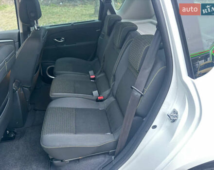 Білий Рено Сценік, об'ємом двигуна 1.6 л та пробігом 165 тис. км за 8200 $, фото 46 на Automoto.ua
