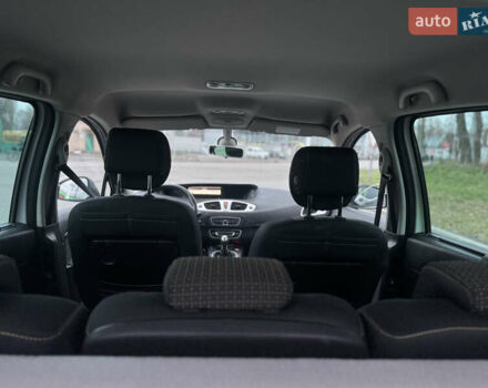 Білий Рено Сценік, об'ємом двигуна 1.6 л та пробігом 165 тис. км за 8200 $, фото 55 на Automoto.ua