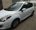 Рено Сценик 2011 в Харькове на Automoto.ua Белый Рено Сценик, объемом двигателя 1.6 л и пробегом 277 тыс. км за 8500 $, фото 5 на Automoto.ua