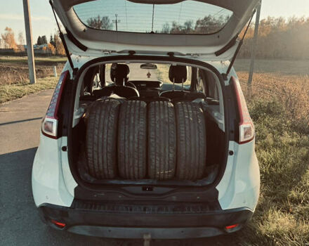 Білий Рено Сценік, об'ємом двигуна 1.46 л та пробігом 266 тис. км за 7800 $, фото 6 на Automoto.ua