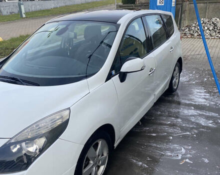 Білий Рено Сценік, об'ємом двигуна 1.5 л та пробігом 280 тис. км за 6500 $, фото 3 на Automoto.ua