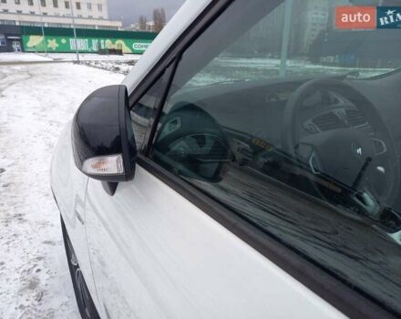 Білий Рено Сценік, об'ємом двигуна 1.5 л та пробігом 221 тис. км за 8150 $, фото 25 на Automoto.ua