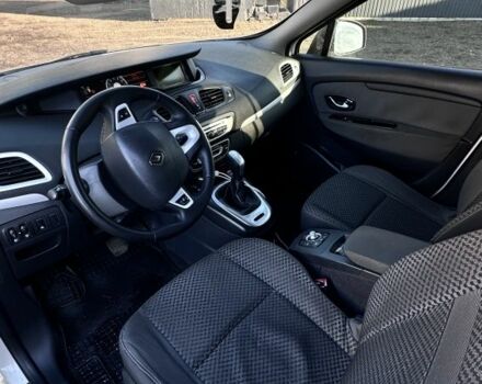 Белый Рено Сценик, объемом двигателя 1.5 л и пробегом 315 тыс. км за 8300 $, фото 5 на Automoto.ua