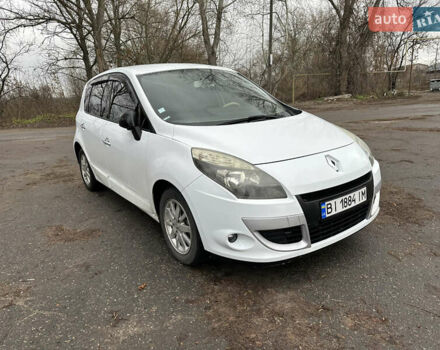 Білий Рено Сценік, об'ємом двигуна 1.6 л та пробігом 309 тис. км за 6200 $, фото 1 на Automoto.ua