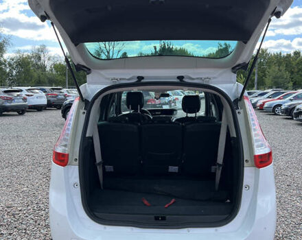 Белый Рено Сценик, объемом двигателя 1.5 л и пробегом 219 тыс. км за 8900 $, фото 21 на Automoto.ua