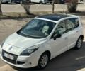 Белый Рено Сценик, объемом двигателя 1.87 л и пробегом 310 тыс. км за 6900 $, фото 1 на Automoto.ua