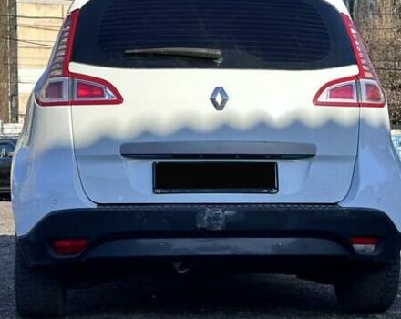 Білий Рено Сценік, об'ємом двигуна 1.5 л та пробігом 315 тис. км за 8300 $, фото 4 на Automoto.ua