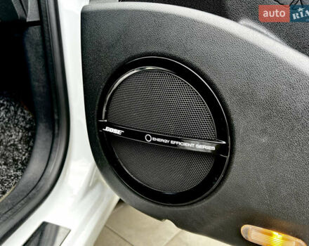 Белый Рено Сценик, объемом двигателя 1.4 л и пробегом 160 тыс. км за 8000 $, фото 3 на Automoto.ua