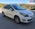 Белый Рено Сценик, объемом двигателя 1.5 л и пробегом 170 тыс. км за 7800 $, фото 3 на Automoto.ua