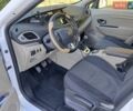Белый Рено Сценик, объемом двигателя 1.5 л и пробегом 170 тыс. км за 7800 $, фото 55 на Automoto.ua