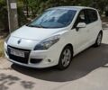 Белый Рено Сценик, объемом двигателя 1.46 л и пробегом 250 тыс. км за 7300 $, фото 1 на Automoto.ua