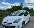 Белый Рено Сценик, объемом двигателя 1.46 л и пробегом 300 тыс. км за 5500 $, фото 1 на Automoto.ua