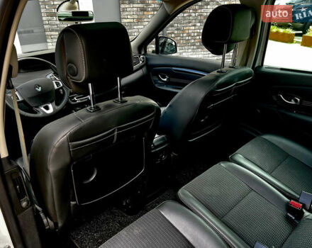 Белый Рено Сценик, объемом двигателя 1.4 л и пробегом 160 тыс. км за 8000 $, фото 14 на Automoto.ua