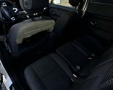 Білий Рено Сценік, об'ємом двигуна 1.5 л та пробігом 315 тис. км за 8300 $, фото 6 на Automoto.ua