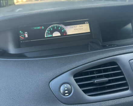 Белый Рено Сценик, объемом двигателя 1.46 л и пробегом 256 тыс. км за 7300 $, фото 7 на Automoto.ua