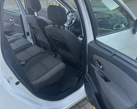 Белый Рено Сценик, объемом двигателя 1.46 л и пробегом 256 тыс. км за 7300 $, фото 13 на Automoto.ua