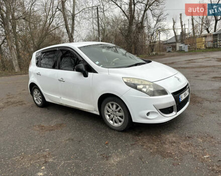 Білий Рено Сценік, об'ємом двигуна 1.6 л та пробігом 309 тис. км за 6200 $, фото 2 на Automoto.ua