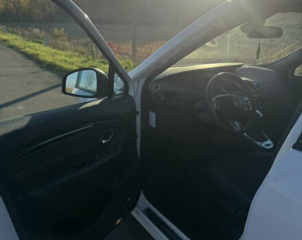 Білий Рено Сценік, об'ємом двигуна 1.46 л та пробігом 266 тис. км за 7800 $, фото 9 на Automoto.ua