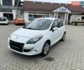 Белый Рено Сценик, объемом двигателя 1.4 л и пробегом 240 тыс. км за 8999 $, фото 1 на Automoto.ua