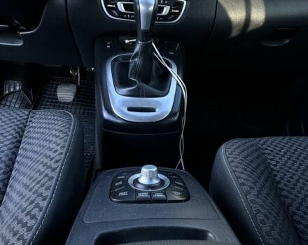 Белый Рено Сценик, объемом двигателя 1.5 л и пробегом 315 тыс. км за 8300 $, фото 7 на Automoto.ua