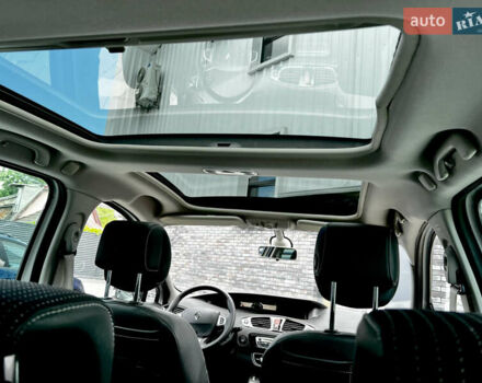 Белый Рено Сценик, объемом двигателя 1.4 л и пробегом 160 тыс. км за 8000 $, фото 5 на Automoto.ua