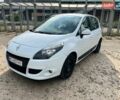Белый Рено Сценик, объемом двигателя 1.5 л и пробегом 270 тыс. км за 5800 $, фото 1 на Automoto.ua