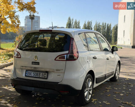 Белый Рено Сценик, объемом двигателя 1.46 л и пробегом 220 тыс. км за 5600 $, фото 17 на Automoto.ua