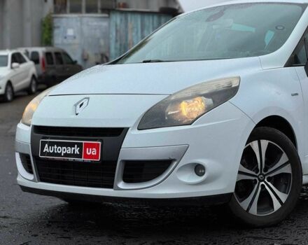 Білий Рено Сценік, об'ємом двигуна 1.9 л та пробігом 242 тис. км за 6940 $, фото 1 на Automoto.ua