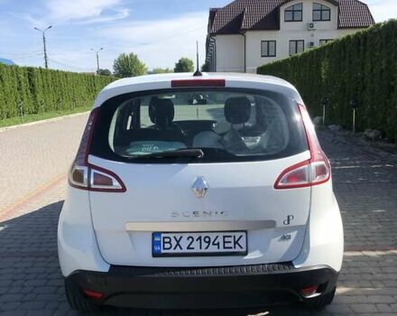 Белый Рено Сценик, объемом двигателя 1.5 л и пробегом 294 тыс. км за 7200 $, фото 4 на Automoto.ua