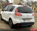 Рено Сценік 2011 у Миколаєві на Automoto.ua Білий Рено Сценік, об'ємом двигуна 2 л та пробігом 257 тис. км за 7999 $, фото 4 на Automoto.ua
