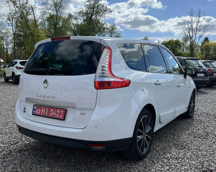 Белый Рено Сценик, объемом двигателя 1.5 л и пробегом 219 тыс. км за 8900 $, фото 6 на Automoto.ua