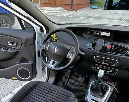 Білий Рено Сценік, об'ємом двигуна 1.5 л та пробігом 280 тис. км за 6500 $, фото 11 на Automoto.ua