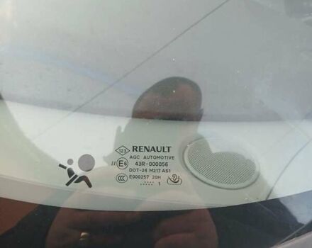 Белый Рено Сценик, объемом двигателя 1.5 л и пробегом 238 тыс. км за 6999 $, фото 2 на Automoto.ua