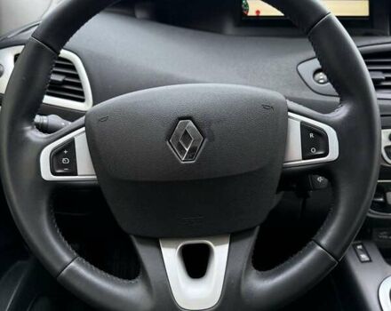 Білий Рено Сценік, об'ємом двигуна 1.46 л та пробігом 182 тис. км за 6800 $, фото 15 на Automoto.ua