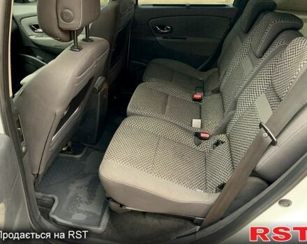 Рено Сценік 2011 у Миколаєві на Automoto.ua Білий Рено Сценік, об'ємом двигуна 2 л та пробігом 257 тис. км за 7999 $, фото 10 на Automoto.ua