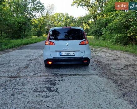 Білий Рено Сценік, об'ємом двигуна 1.6 л та пробігом 303 тис. км за 8000 $, фото 16 на Automoto.ua