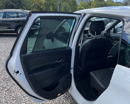 Белый Рено Сценик, объемом двигателя 1.5 л и пробегом 219 тыс. км за 8900 $, фото 16 на Automoto.ua