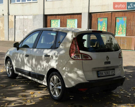 Белый Рено Сценик, объемом двигателя 1.46 л и пробегом 220 тыс. км за 5600 $, фото 31 на Automoto.ua