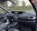 Рено Сценик 2012 в Радивилове на Automoto.ua Белый Рено Сценик, объемом двигателя 1.5 л и пробегом 205 тыс. км за 7800 $, фото 20 на Automoto.ua