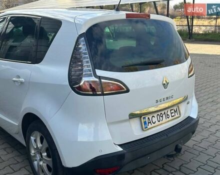 Білий Рено Сценік, об'ємом двигуна 1.6 л та пробігом 254 тис. км за 8300 $, фото 5 на Automoto.ua