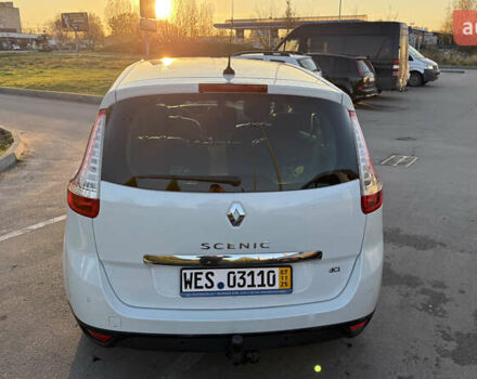 Белый Рено Сценик, объемом двигателя 1.6 л и пробегом 180 тыс. км за 9500 $, фото 4 на Automoto.ua
