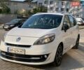Белый Рено Сценик, объемом двигателя 1.6 л и пробегом 248 тыс. км за 8800 $, фото 69 на Automoto.ua